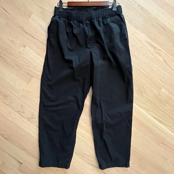 Uniqlo Cotton Relaxed Ankle Pants - Picture 1 of 6